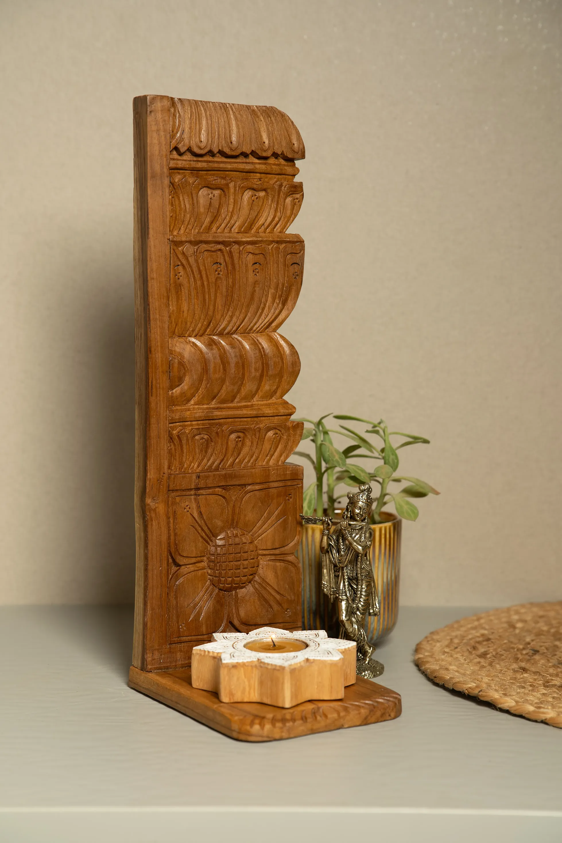 Floral Corbel view 4