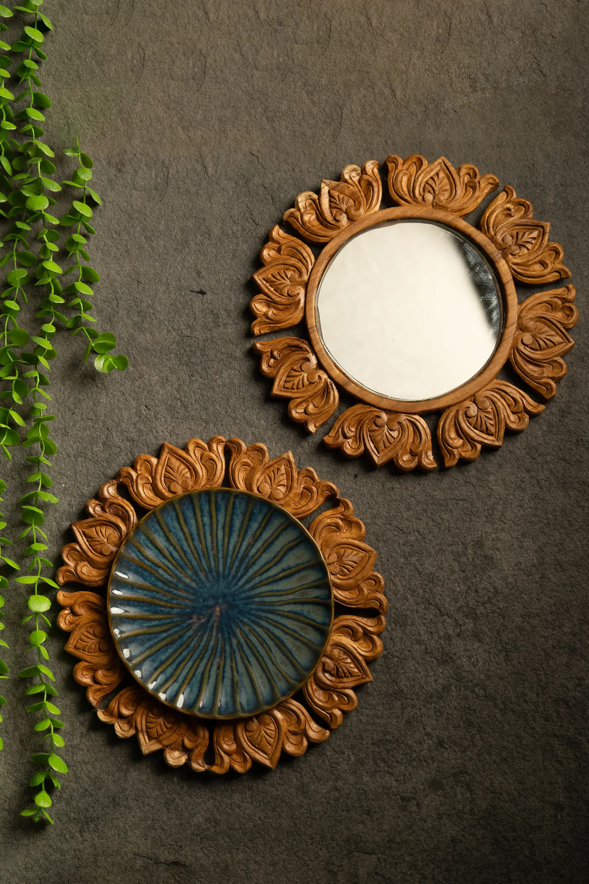 Petal Frame Pair